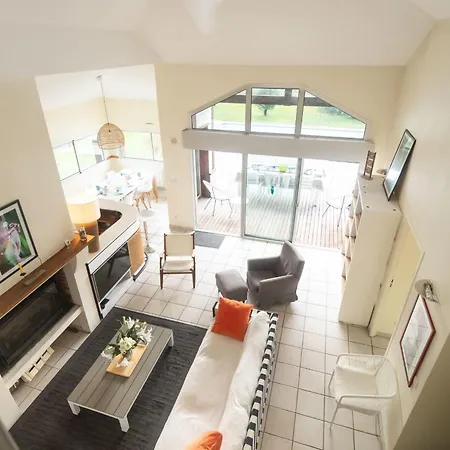 145 M Near Ocean With Pool And Garden